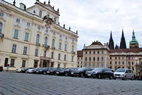 vozový park Doprava letiště Praha